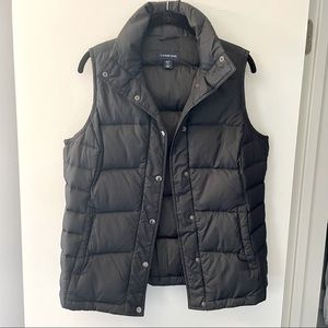Land’s End Black Puffer Vest Size Small TALL
